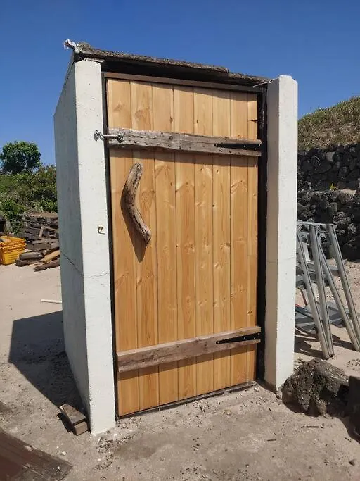Bada Namu House 바닷가나무집 Villa Jeju 0*,  South Korea