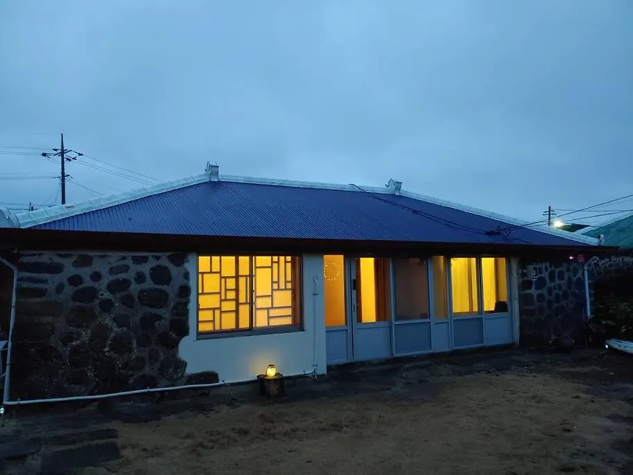 Bada Namu House 바닷가나무집 Villa Jeju 0*,  South Korea